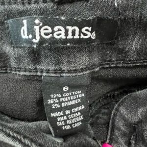 D.jeans